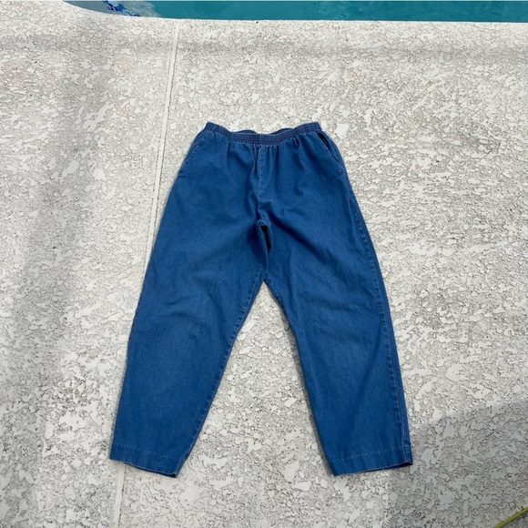 Alfred Dunner Mom Jeans - Picture 2 of 8